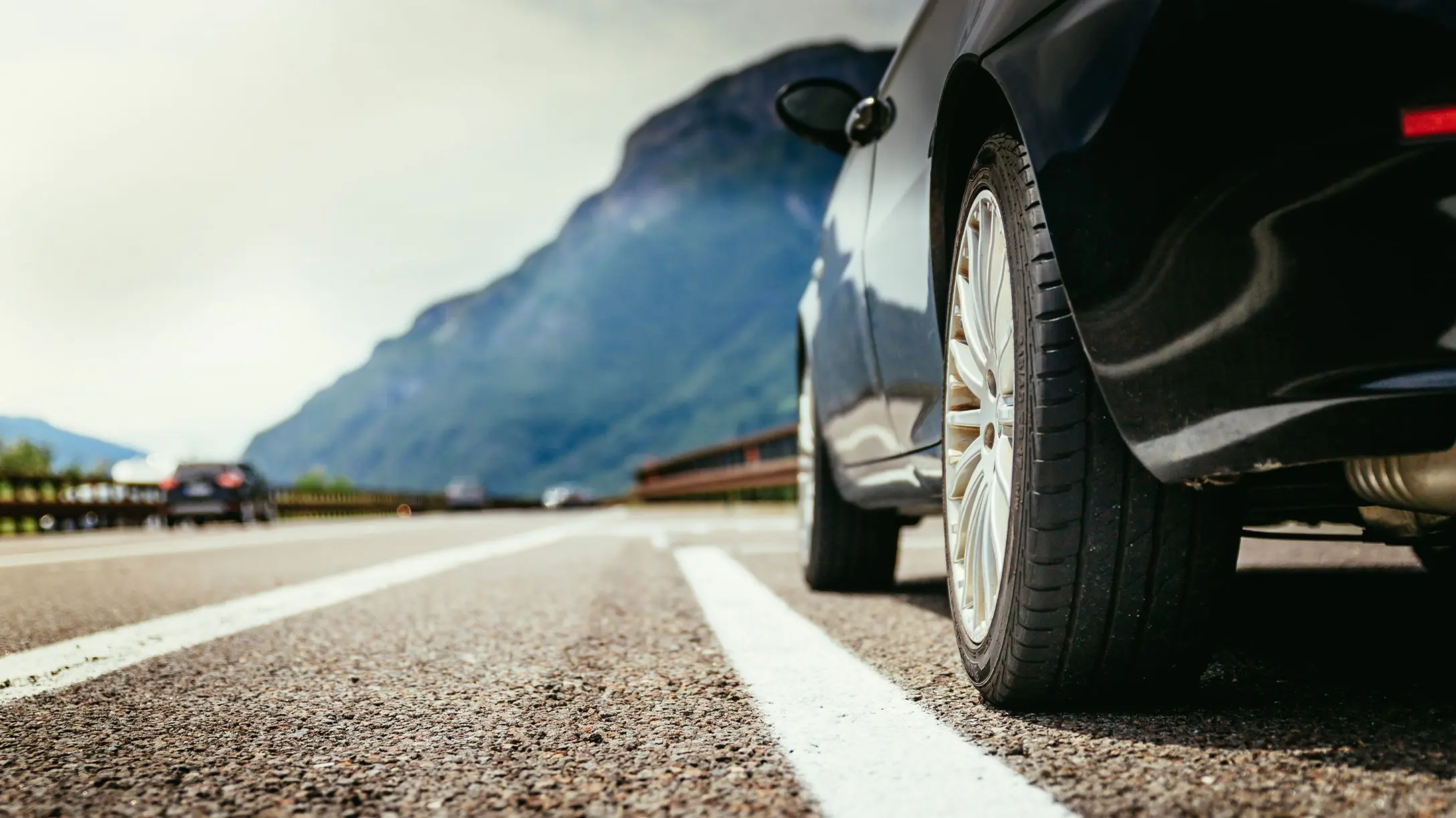 ¿Qué es la tracción 4x2 en vehículos?