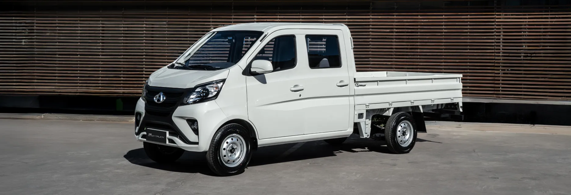 995 kg de carga útil