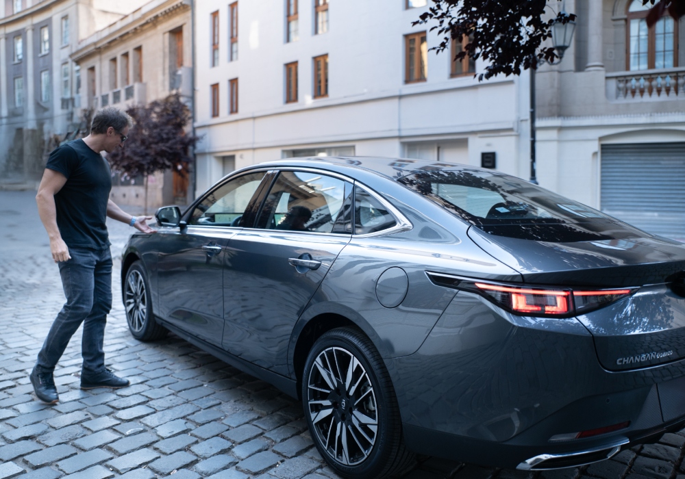 Changan refuerza su apuesta por la movilidad híbrida enchufable autorrecargable con el nuevo Eado Pl